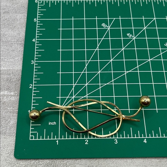 Chic Gold Infinity Brooch Mid Century Modern Abstract Design - Picture 11 of 11